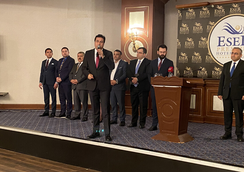 Son dakika: DEVA Partisi'nde 'İstanbul' depremi: Beklenen istifalar geldi, 13 başkan CHP'ye geçiyor Son dakika: DEVA Partisi'nde 'İstanbul' depremi: Beklenen istifalar geldi, 13 başkan CHP'ye geçiyor