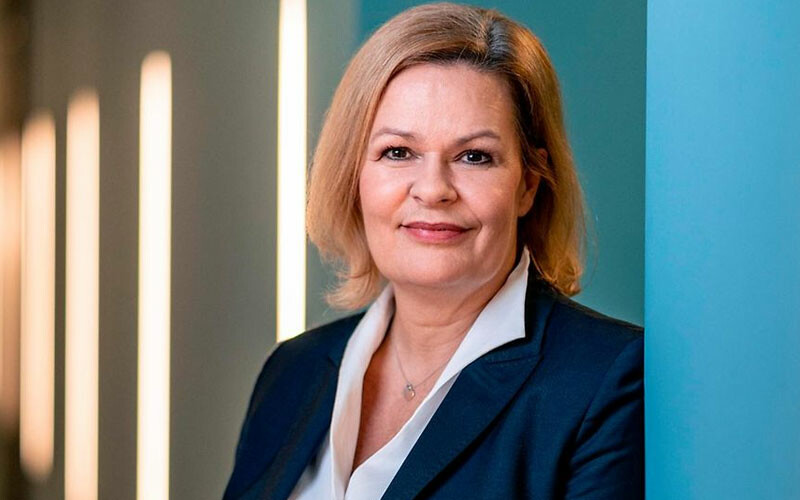 Almanya'da düzensiz göçe karşı sert tedbirler! Daha kolay sınır dışı edilecekler