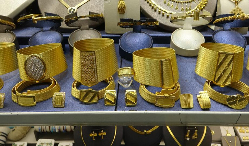 Kuyumcular, 'Altın yatırımcısını mahcup etmez' diyerek tarih verdi: Yükseleceği miktarı açıkladı Kuyumcular, 'Altın yatırımcısını mahcup etmez' diyerek tarih verdi: Yükseleceği miktarı açıkladı