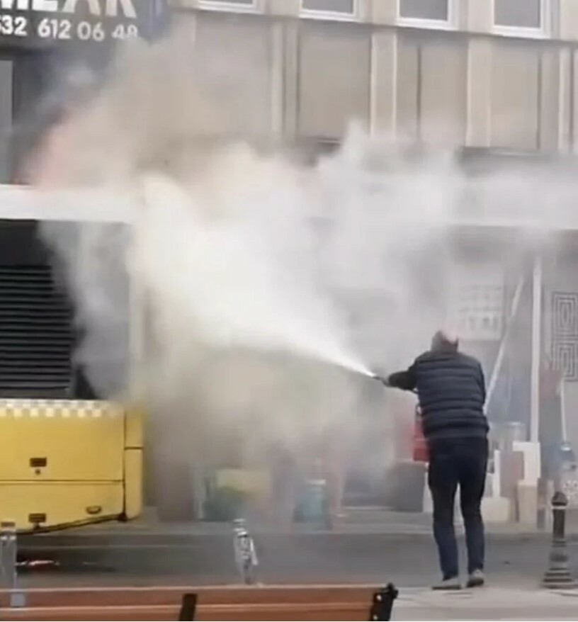Beykoz'da İETT otobüsünde yangın Beykoz- yangın