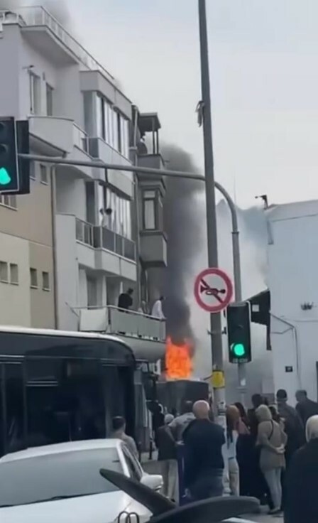 Beykoz'da İETT otobüsünde yangın İETT- otobüs- yangın