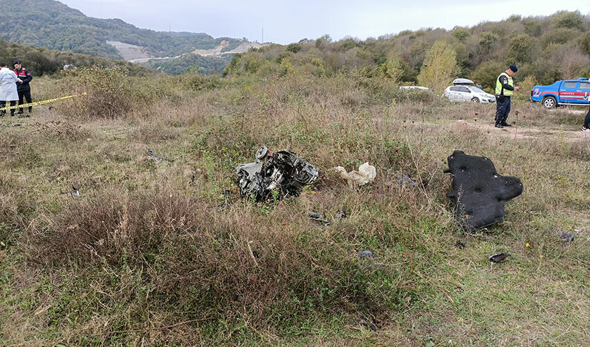 Gün ağarınca ortaya çıkan feci kaza! 112 çalışanı hayatını kaybetti Gün ağarınca ortaya çıkan feci kaza! 112 çalışanı hayatını kaybetti