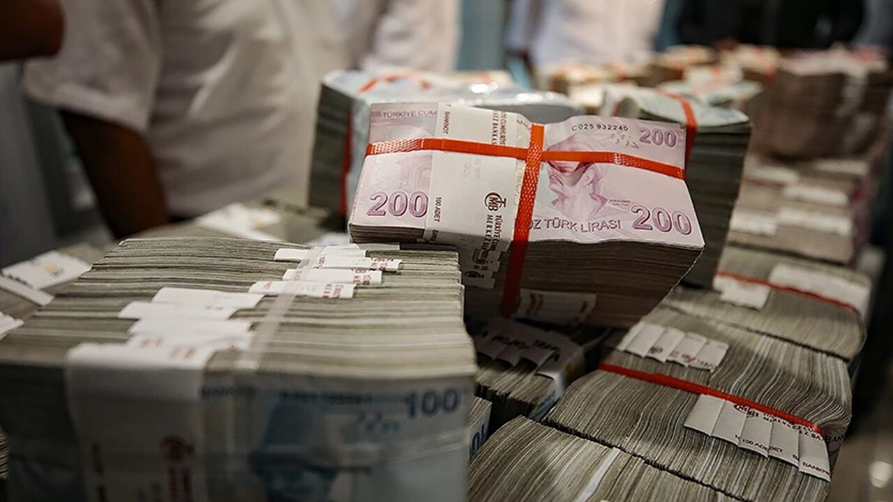 Ekonomistler faiz kararını değerlendirdi: Merkez Bankası KKM için yeni kararlar alabilir Ekonomistler faiz kararını değerlendirdi: Merkez Bankası KKM için yeni kararlar alabilir