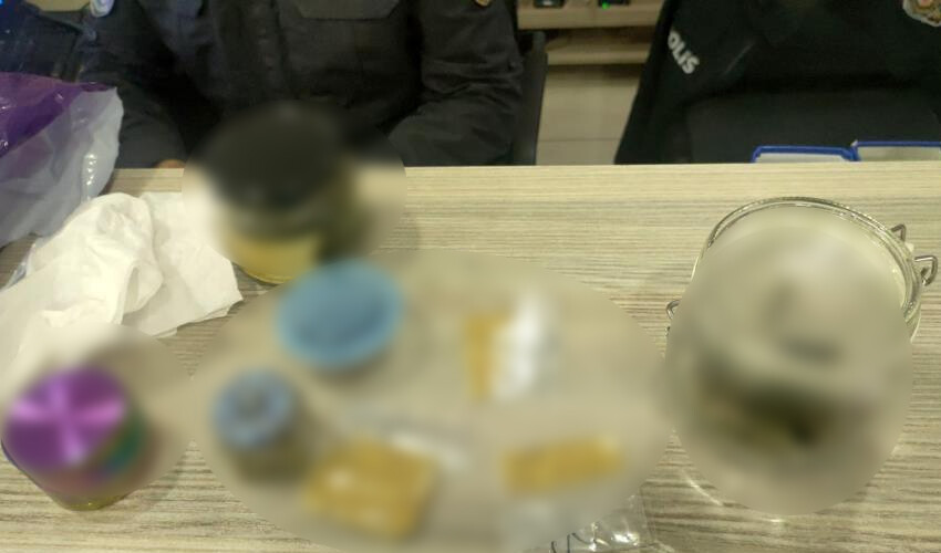 Uyuşturucudan gözaltına alınan Aras Bulut İynemli’nin ağabeyi Orçun İynemli’nin evinden çıkanlar şoke etti