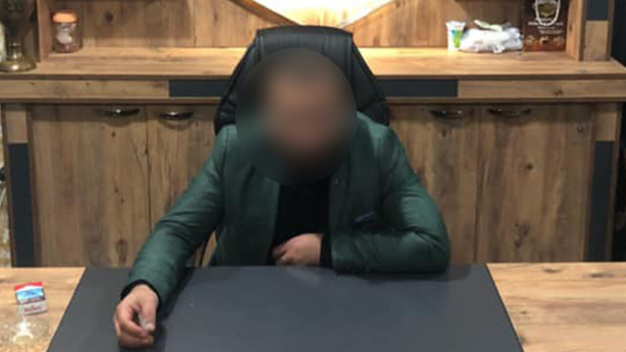 Uyuşturucuyla mücadele ödüllü 'uyuşturucu taciri' Uyuşturucuyla mücadele ödüllü 'uyuşturucu taciri'