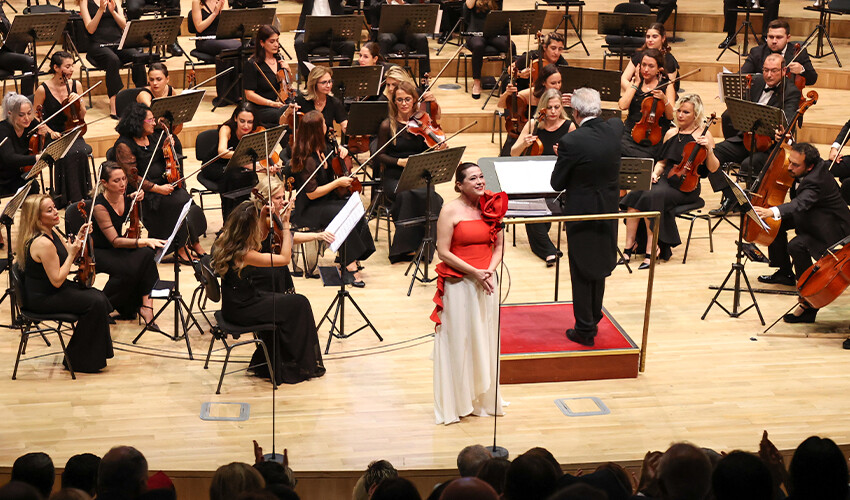 DenizBank Cumhuriyetimizin 100. Yılı Konserleri’nin başlangıcını Ankara’daki ilk performansla yaptı DenizBank Cumhuriyetimizin 100. Yılı Konserleri’nin başlangıcını Ankara’daki ilk performansla yaptı