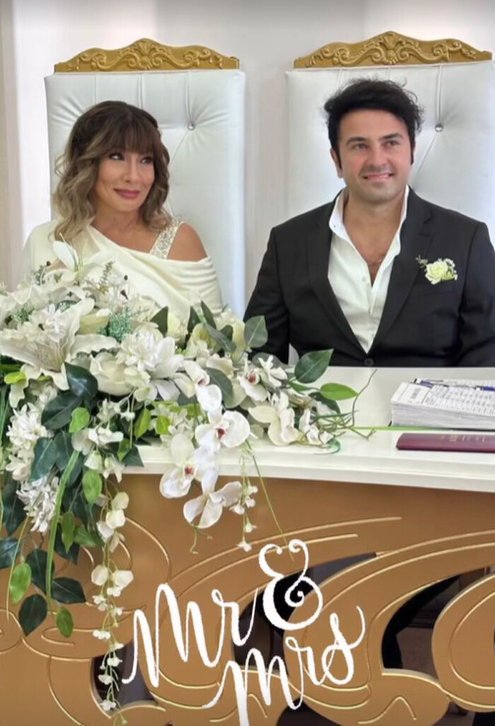 Amsterdam’da evlenen Işın Karaca nikah fotoğraflarını paylaştı Amsterdam’da evlenen Işın Karaca nikah fotoğraflarını paylaştı