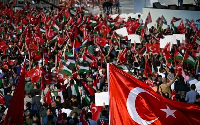 İstanbul’da Büyük Filistin Mitingi: Yüz binler Gazze için tek yürek oldu! İstanbul’da Büyük Filistin Mitingi: Yüz binler Gazze için tek yürek oldu!