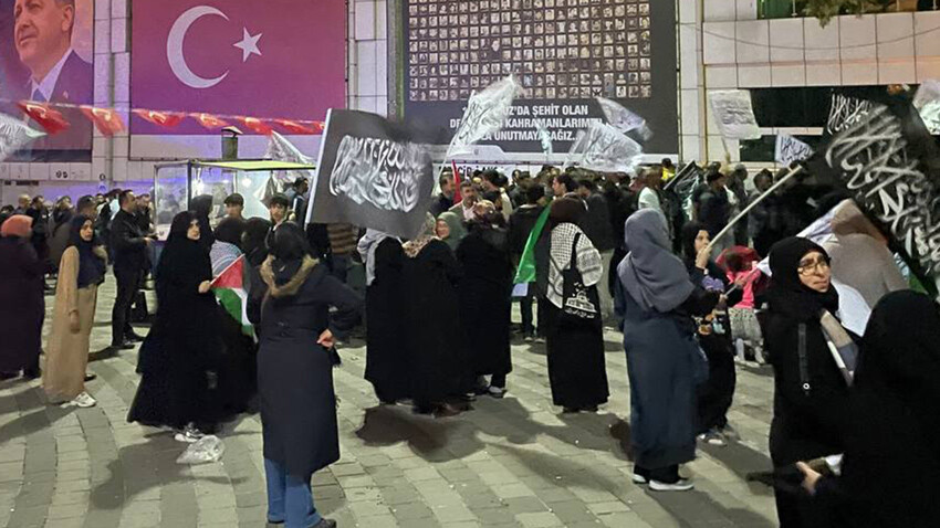 İsrail'in saldırıları Türkiye'de protesto edildi