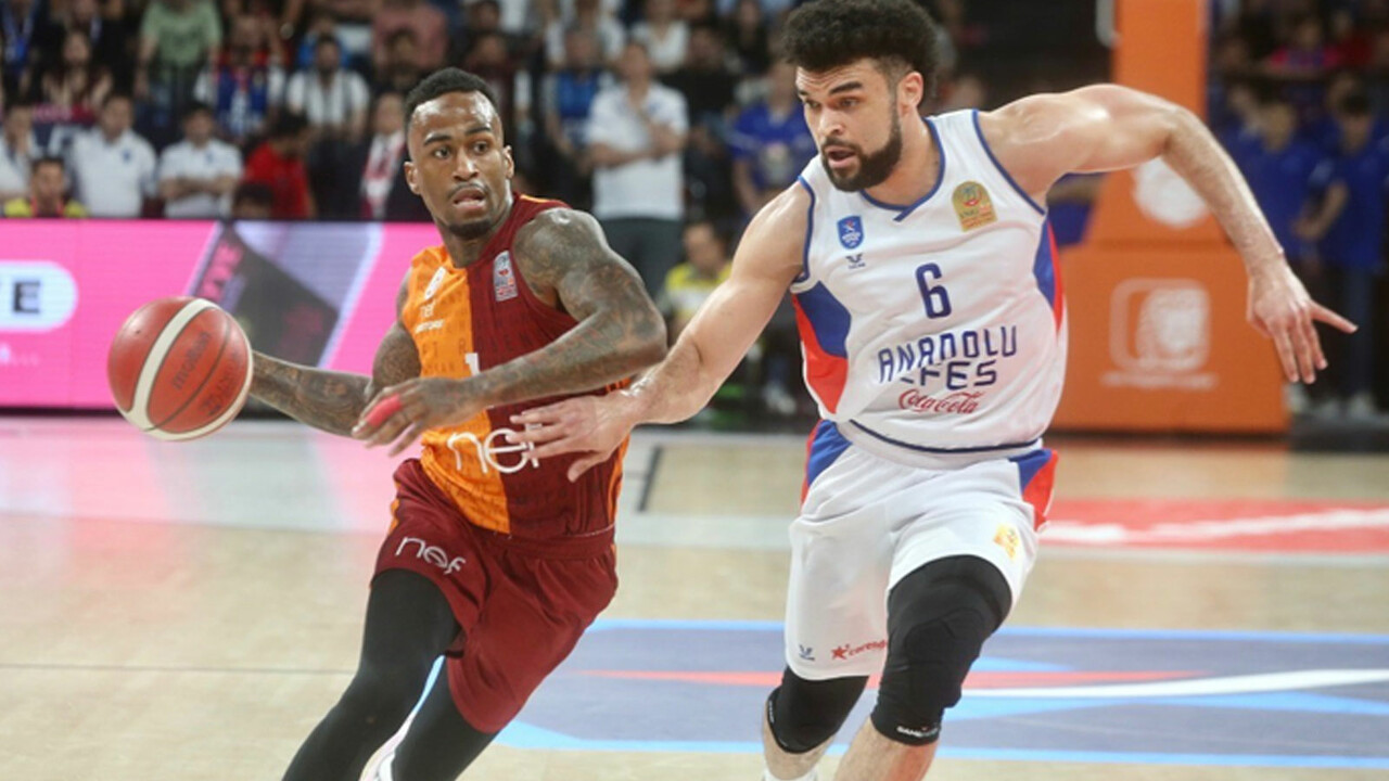 Galatasaray eski oyuncusunu transfer etti! Dee Bost geri döndü Galatasaray eski oyuncusunu transfer etti! Dee Bost geri döndü
