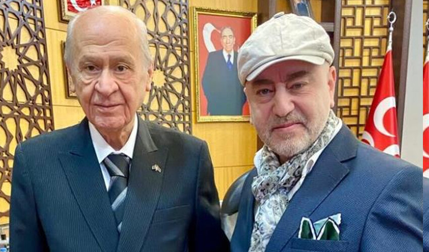 Devlet Bahçeli'ye Cumhuriyet'in 100.yılına özel yüzük tasarlandı: 'Turan' detaylarıyla dikkat çekti Devlet Bahçeli'ye Cumhuriyet'in 100.yılına özel yüzük tasarlandı: 'Turan' detaylarıyla dikkat çekti
