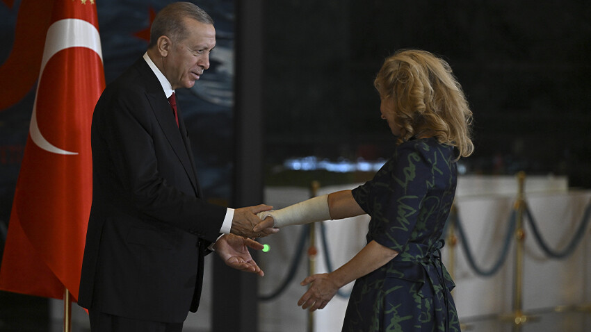 Külliye'de ‘100. yıl’ resepsiyonu: Cumhurbaşkanı Erdoğan tebrikleri tek tek kabul etti