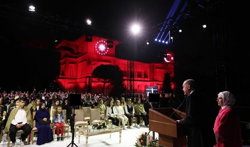 Cumhurbaşkanı Erdoğan'dan 100. yılda dünyaya net mesaj: Hiçbir emperyalist güç önümüze geçemeyecek Cumhurbaşkanı Erdoğan'dan 100. yılda dünyaya net mesaj: Hiçbir emperyalist güç önümüze geçemeyecek