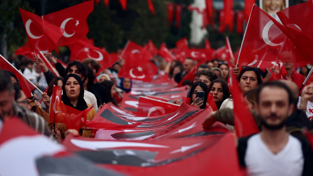 Dünya liderleri Türkiye Cumhuriyeti'nin 100. yıl dönümünü kutladı Dünya liderleri Türkiye Cumhuriyeti'nin 100. yıl dönümünü kutladı