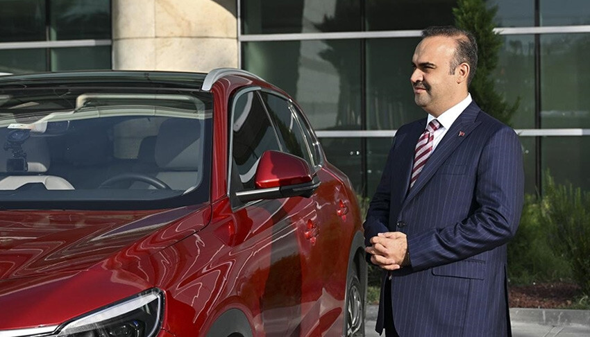 Bakan Kacır, Togg direksiyonundan açıkladı: Türkiye'nin otomobili 2024'te Avrupa pazarında togg