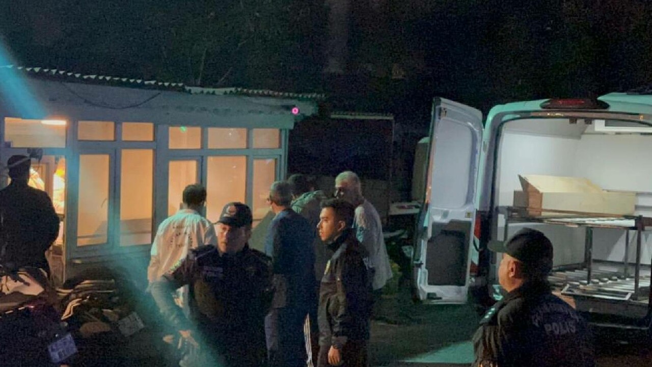 Otoparkta feci son: Kanlar içinde yere yığıldı! Otoparkta feci son: Kanlar içinde yere yığıldı!