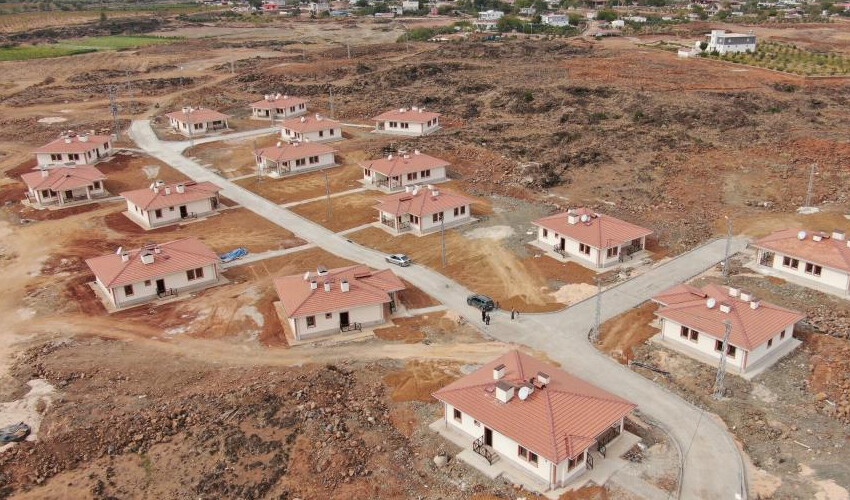 Sınırın sıfır noktasında inşa edildi... Depremzede konutları tam not aldı!