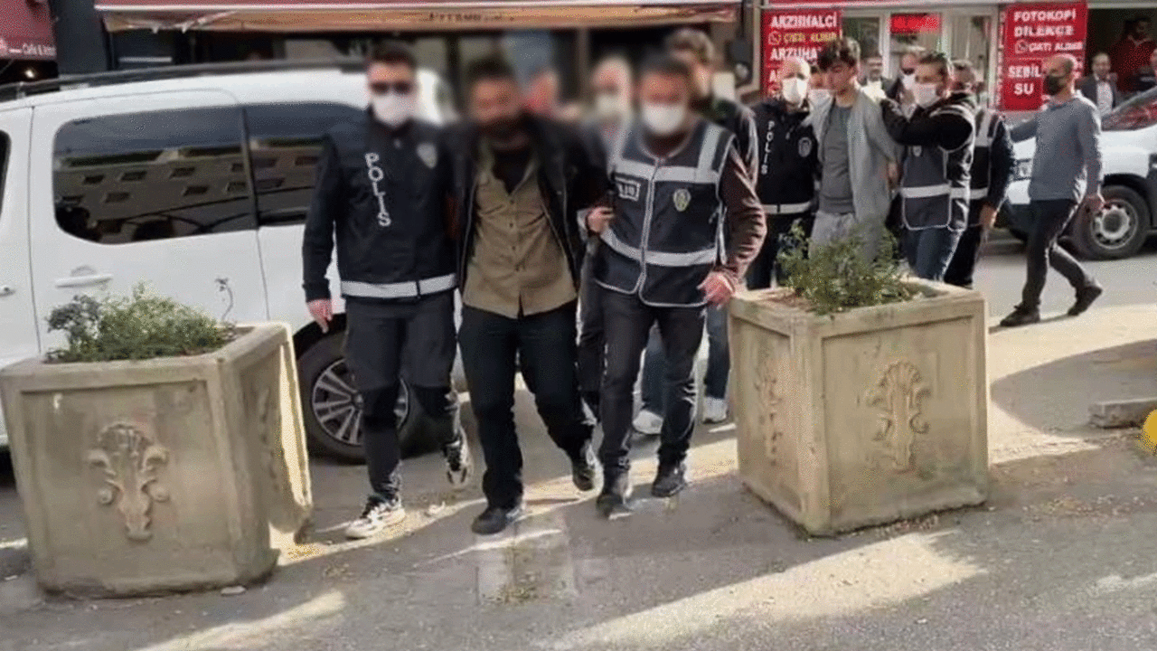 Polis saldırganlarına yurt dışı yasağı! Polis saldırganlarına yurt dışı yasağı!