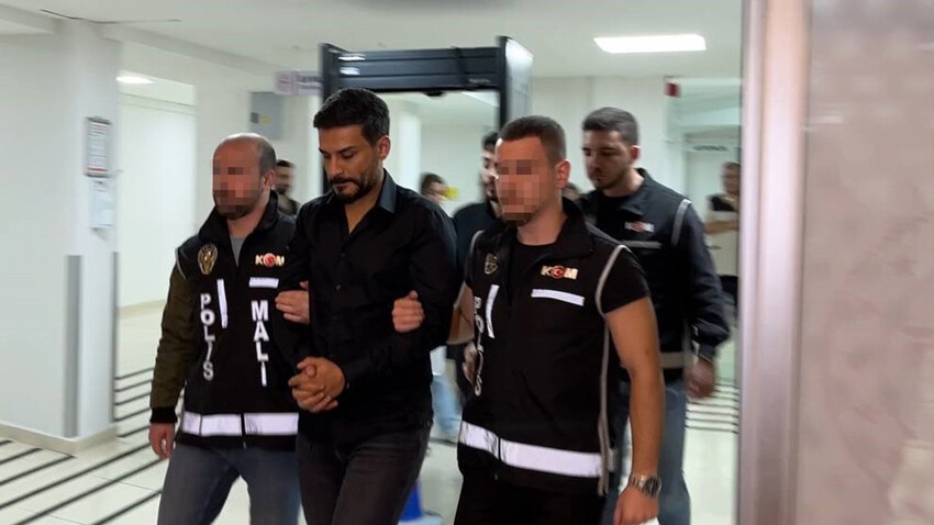 Dilan Polat ve eşine 6 ilde operasyon: Görgüsüzlük şovuyla başladı, nezarette bitti Sosyal medyada servet şovlarıyla tepki çeken Dilan Polat ve eşi Engin Polat ile 15 yakını gözaltına alındı.