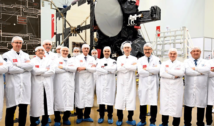 Yerli ve milli uydu Türksat 6A ilk kez görüntülendi Yerli ve milli uydu Türksat 6A ilk kez görüntülendi
