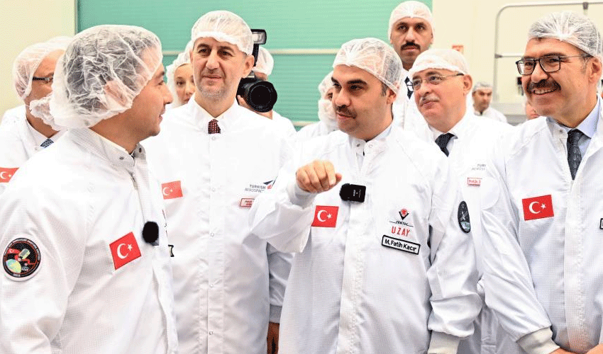 Yerli ve milli uydu Türksat 6A ilk kez görüntülendi Yerli ve milli uydu Türksat 6A ilk kez görüntülendi