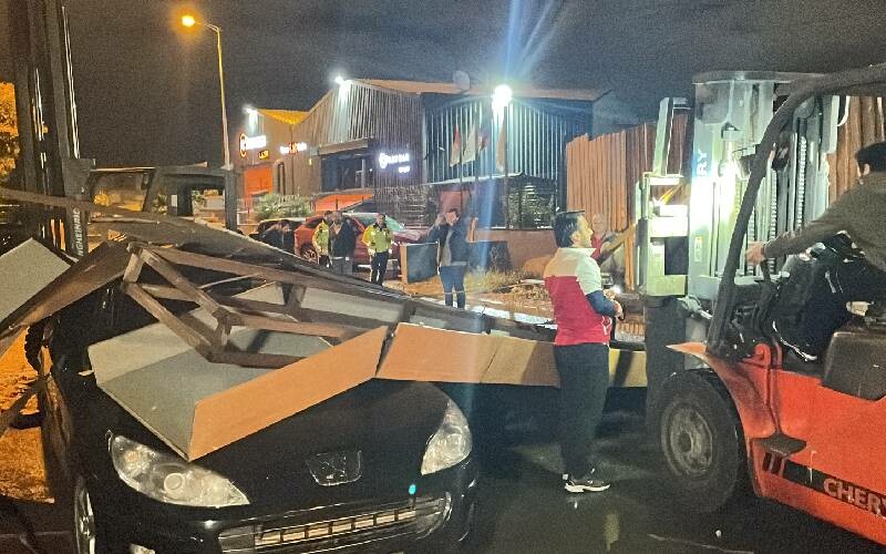 İstanbul’u sağanak vurdu! Kapalıçarşı'yı su bastı, trafik durma noktasına geldi İstanbul’u sağanak vurdu! Kapalıçarşı'yı su bastı, trafik durma noktasına geldi