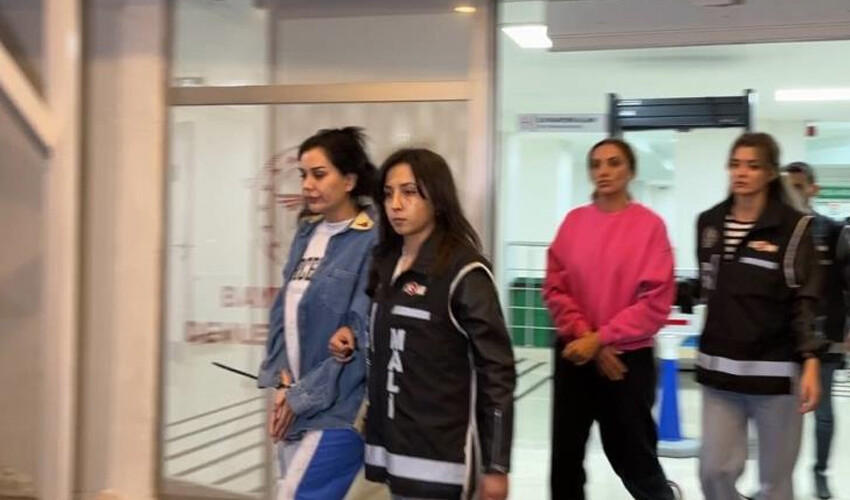 Demet Akalın eskiden beraber çalıştığı Dilan Polat hakkında konuştu Demet Akalın eskiden beraber çalıştığı Dilan Polat hakkında konuştu