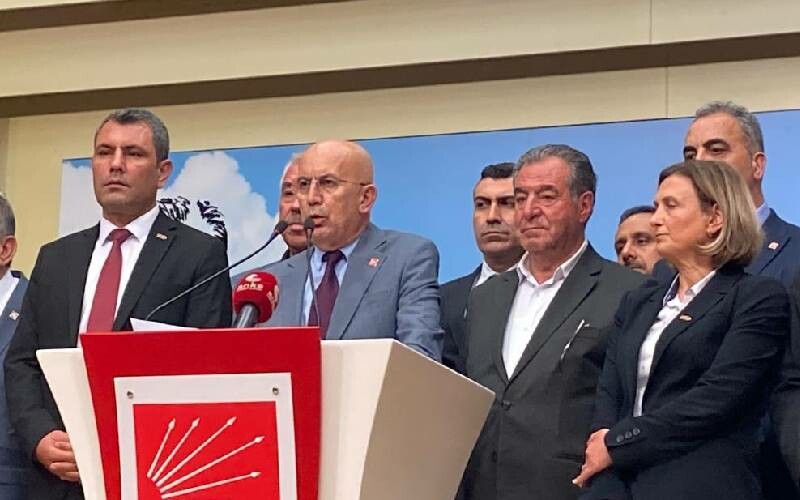 CHP'li 55 il başkanı kurultayda destekleyecekleri ismi açıkladı CHP'li 55 il başkanı kurultayda destekleyecekleri ismi açıkladı