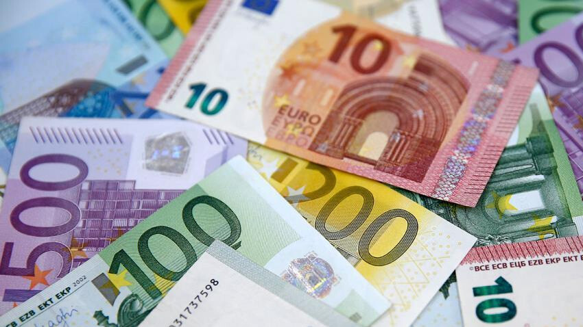 Dolar ve Euro rekora doymuyor! Uzmanlar için kritik seviyeleri açıkladı: İşte döviz kurlarında son durum Dolar ve Euro rekora doymuyor! Uzmanlar için kritik seviyeleri açıkladı: İşte döviz kurlarında son durum