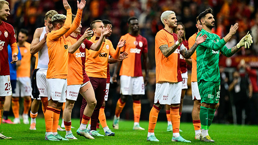 Rıdvan Dilmen'den ilginç Icardi yorumu: İğneyle oynadı falan ben bunlara katılmıyorum! Rıdvan Dilmen'den ilginç Icardi yorumu: İğneyle oynadı falan ben bunlara katılmıyorum!