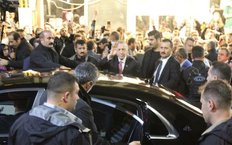 Son dakika: Cumhurbaşkanı Erdoğan'dan Rize'de yerel seçim mesajı: Çok güçlü bir ses çıkaralım Son dakika: Cumhurbaşkanı Erdoğan'dan Rize'de yerel seçim mesajı: Çok güçlü bir ses çıkaralım