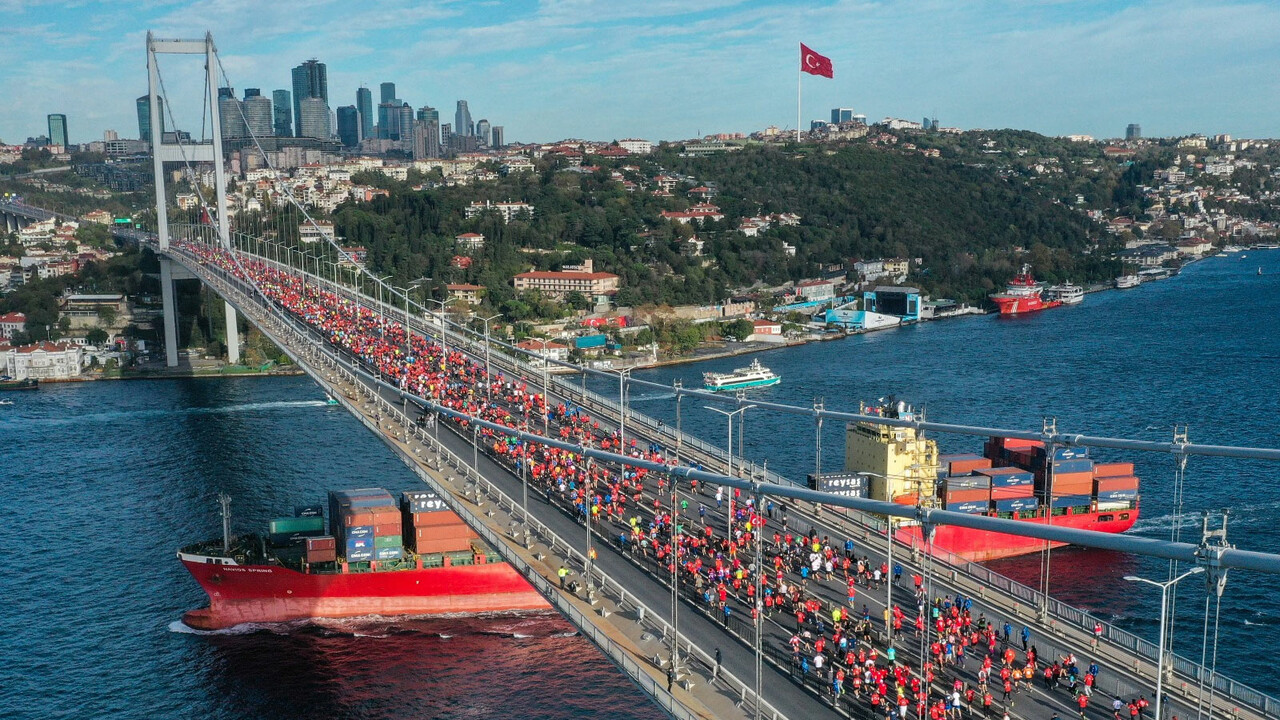 45. İstanbul Maratonu'nu erkeklerde Mkungo, kadınlarda Cheptoo kazandı! Kenyalı atletlerin alacağı para ödülü açıklandı 45. İstanbul Maratonu'nu erkeklerde Mkungo, kadınlarda Cheptoo kazandı! Kenyalı atletlerin alacağı para ödülü açıklandı