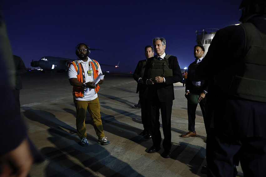 ABD Dışişleri Bakanı Blinken Bağdat'a gitti, çelik yelek ile gezdi