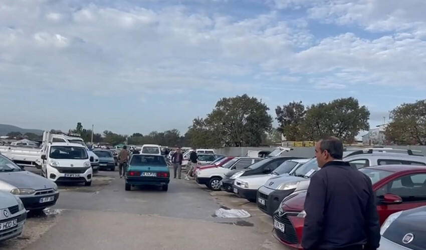 Otomobil piyasaları yüzde 25 geriledi! Vatandaşlar oto pazarına akın etti