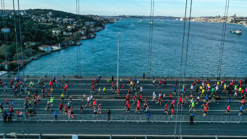 45. İstanbul Maratonu'nu erkeklerde Mkungo, kadınlarda Cheptoo kazandı! Kenyalı atletlerin alacağı para ödülü açıklandı 45. İstanbul Maratonu'nu erkeklerde Mkungo, kadınlarda Cheptoo kazandı! Kenyalı atletlerin alacağı para ödülü açıklandı
