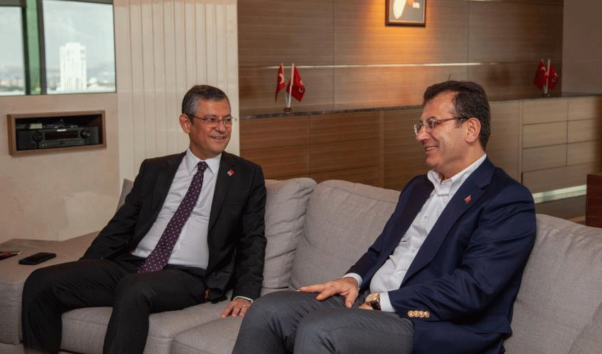 İBB Başkanı İmamoğlu'ndan CHP Genel Başkanı Özel'e ziyaret İBB Başkanı İmamoğlu'ndan CHP Genel Başkanı Özel'e ziyaret