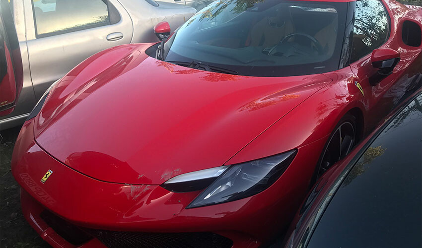 Dilan ve Engin Polat çiftinin araçları yediemin otoparkına çekildi