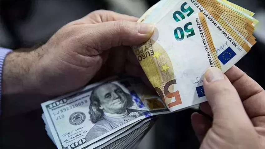 Dolar ve Euro'da yeni rekor! Google yine akılları karıştırdı: İşte döviz kurlarında son durum... Dolar ve Euro'da yeni rekor! Google yine akılları karıştırdı: İşte döviz kurlarında son durum...