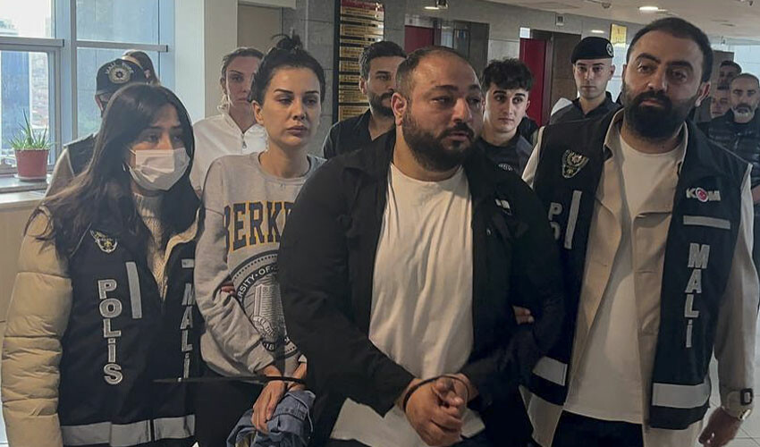 Dilan ve Engin Polat soruşturmasında serbest bırakılan 4 kişi için savcılıktan itiraz geldi Dilan ve Engin Polat soruşturmasında serbest bırakılan 4 kişi için savcılıktan itiraz geldi