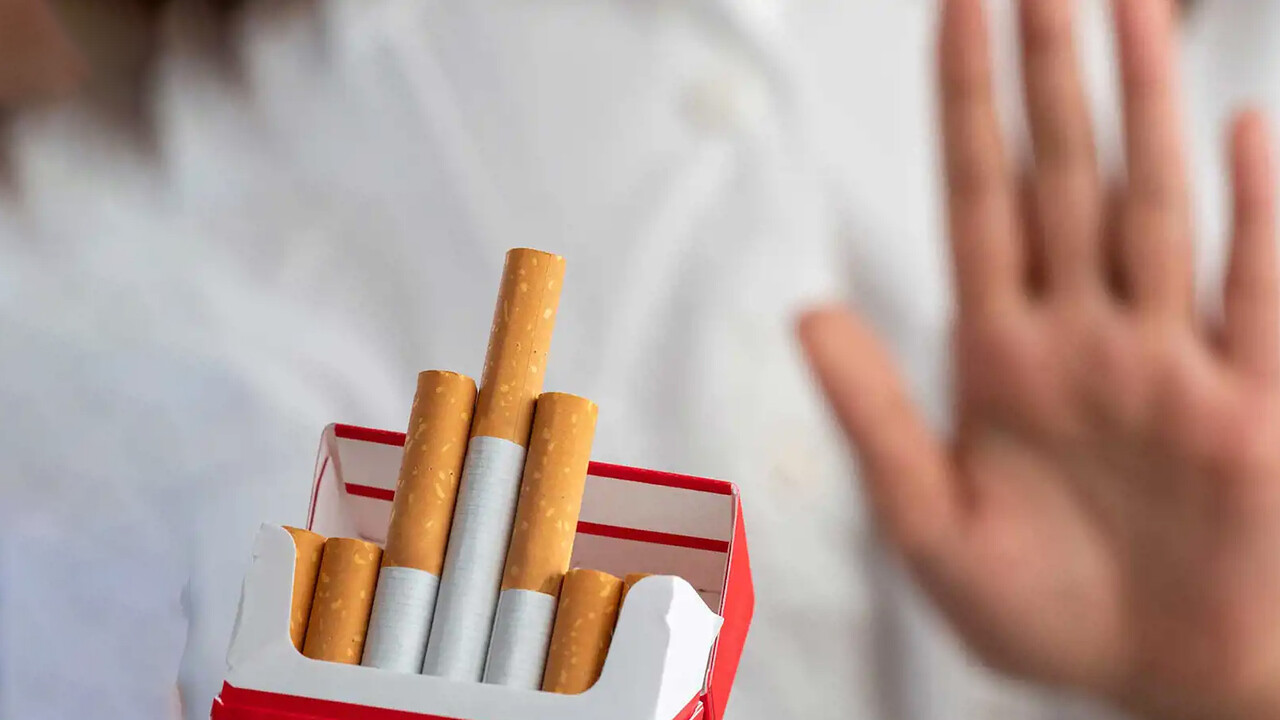 Sigara tiryakilerine kötü haber! Bir sigara grubuna daha zam geldi: Piyasanın en pahalısı 60 TL'ye dayandı Sigara tiryakilerine kötü haber! Bir sigara grubuna daha zam geldi: Piyasanın en pahalısı 60 TL'ye dayandı