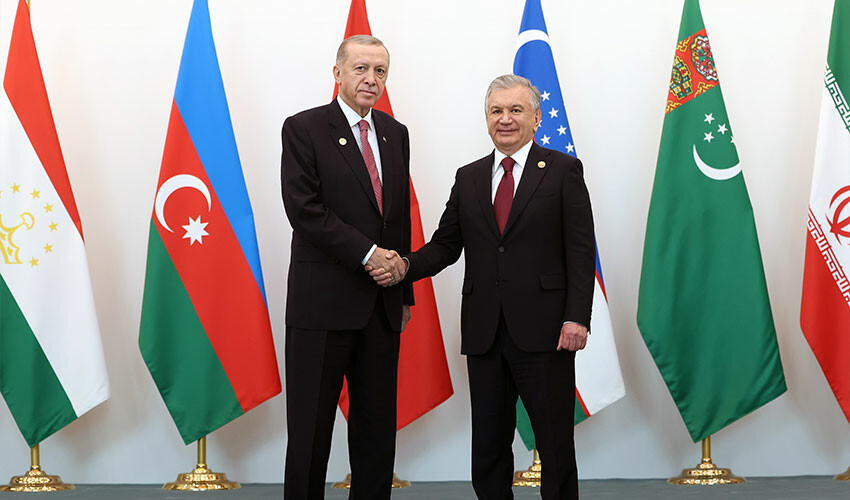 Cumhurbaşkanı Erdoğan, Ekonomik İşbirliği Teşkilatı Liderler Zirvesinde konuştu Cumhurbaşkanı Erdoğan, Ekonomik İşbirliği Teşkilatı Liderler Zirvesinde konuştu