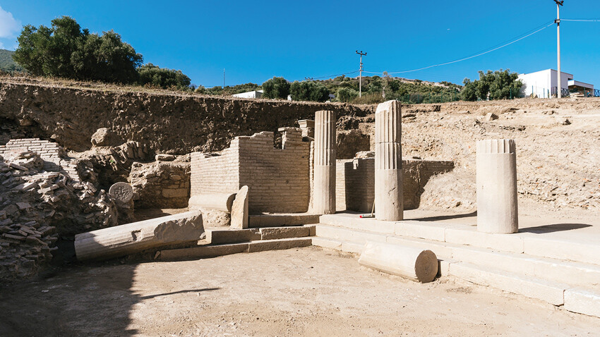 Metropolis'te tarih aydınlanıyor: 30 senede 11 bin eser Metropolis'te tarih aydınlanıyor: 30 senede 11 bin eser