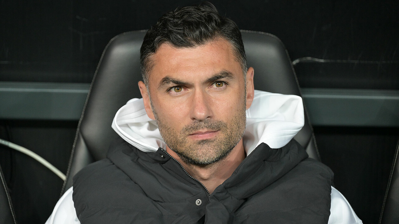 Beşiktaş'ta Burak Yılmaz aşısı tutmadı! Göreve gelecek yeni teknik direktör belli oldu Beşiktaş'ta Burak Yılmaz aşısı tutmadı! Göreve gelecek yeni teknik direktör belli oldu