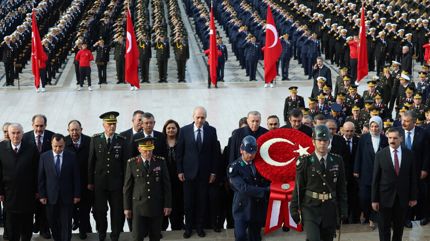 Son dakika... Cumhurbaşkanı Erdoğan ve devlet erkanı Anıtkabir'i ziyaret etti: Türkiye'nin yükselişine hiçbir güç engel olamayacak Son dakika... Cumhurbaşkanı Erdoğan ve devlet erkanı Anıtkabir'i ziyaret etti: Türkiye'nin yükselişine hiçbir güç engel olamayacak