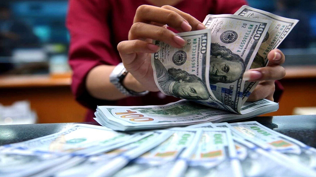 İsviçreli dev banka UBS&#039;den 2024 dolar kuru ve faiz tahmini