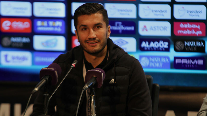 Nuri Şahin'den Jehezkel ve Safouri açıklaması; İsrailli futbolcular Filistin için saygı duruşundan kaçmıştı Nuri Şahin'den Jehezkel ve Safouri açıklaması; İsrailli futbolcular Filistin için saygı duruşundan kaçmıştı