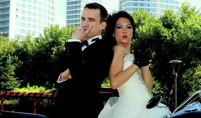 Özlem ve Tayyar Öz çiftinin yıllar içindeki şaşırtan değişimi! Takipçilerinin bile ağzı açık kaldı Özlem ve Tayyar Öz çiftinin yıllar içindeki şaşırtan değişimi! Takipçilerinin bile ağzı açık kaldı