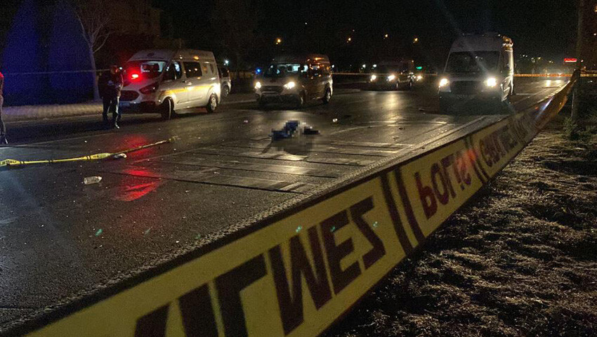 Konya'da katliam gibi kaza! Otomobil yolun karşına geçmeye çalışan insanları ezdi: 5 ölü