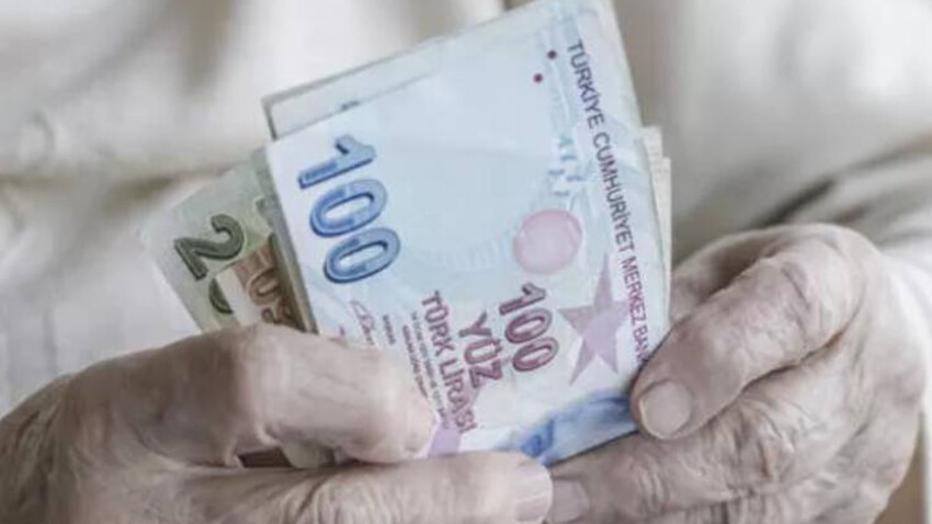 EYT’den emekli olamayana ikinci fırsat: 4500 ve 5400 gün ile kademeli emeklilik geliyor EYT’den emekli olamayana ikinci fırsat: 4500 ve 5400 gün ile kademeli emeklilik geliyor
