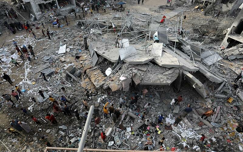 Gazze’deki Şifa Hastanesi Doktoru Malhis feryat etti: Bizi kurtarın yoksa öleceğiz Gazze’deki Şifa Hastanesi Doktoru Malhis feryat etti: Bizi kurtarın yoksa öleceğiz